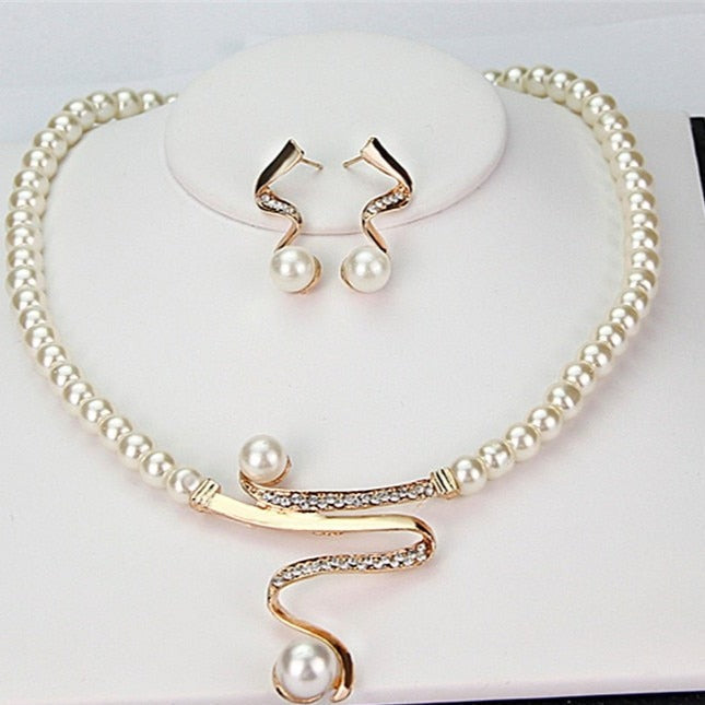 Aya™ | Necklace and Earrings Set