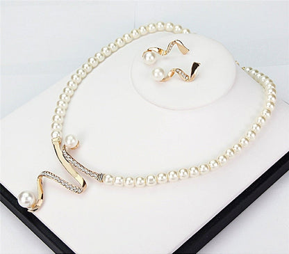 Aya™ | Necklace and Earrings Set
