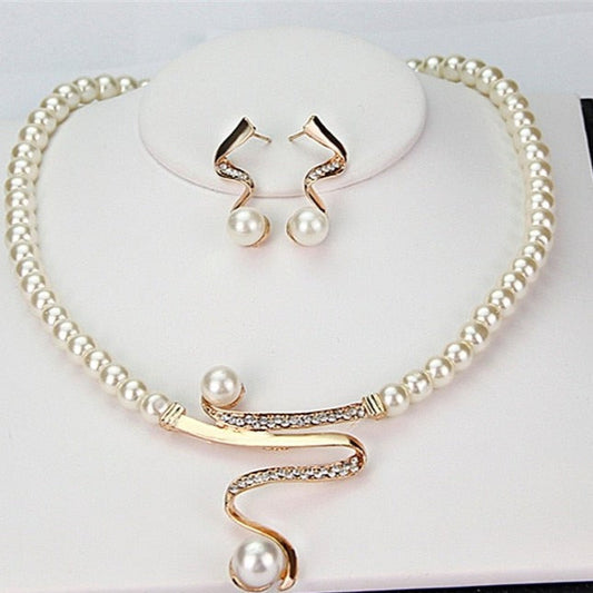 Aya™ | Necklace and Earrings Set