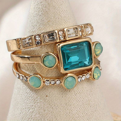 CrystalLuxe™ | Vintage Blue Crystal Ring Set